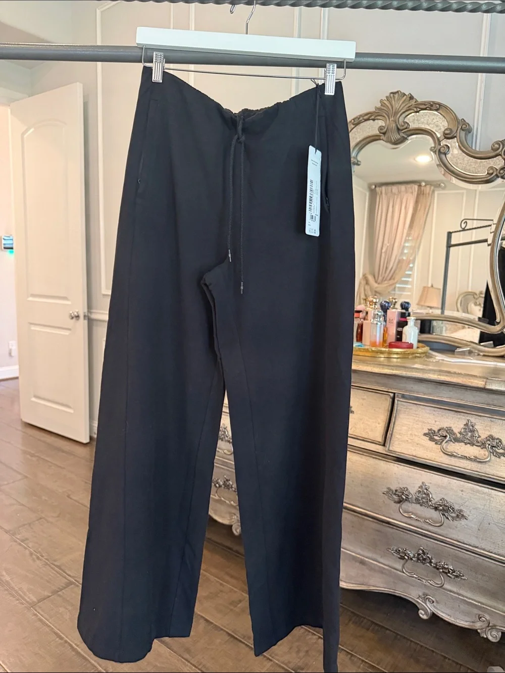 ALO Yoga Sway Mid-Rise On The Go Pant Black Wide-Leg Lounge Pants Small